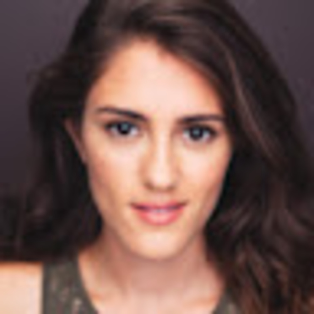 Meet your Posher, Chloe